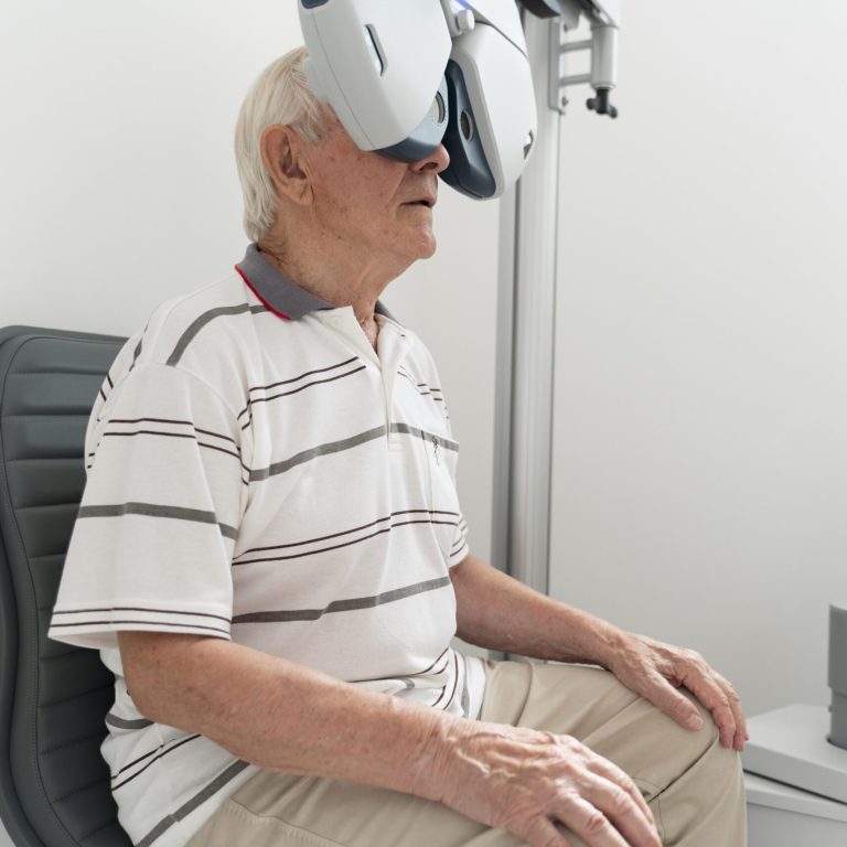Specialized Cataract Surgeon in Bangalore